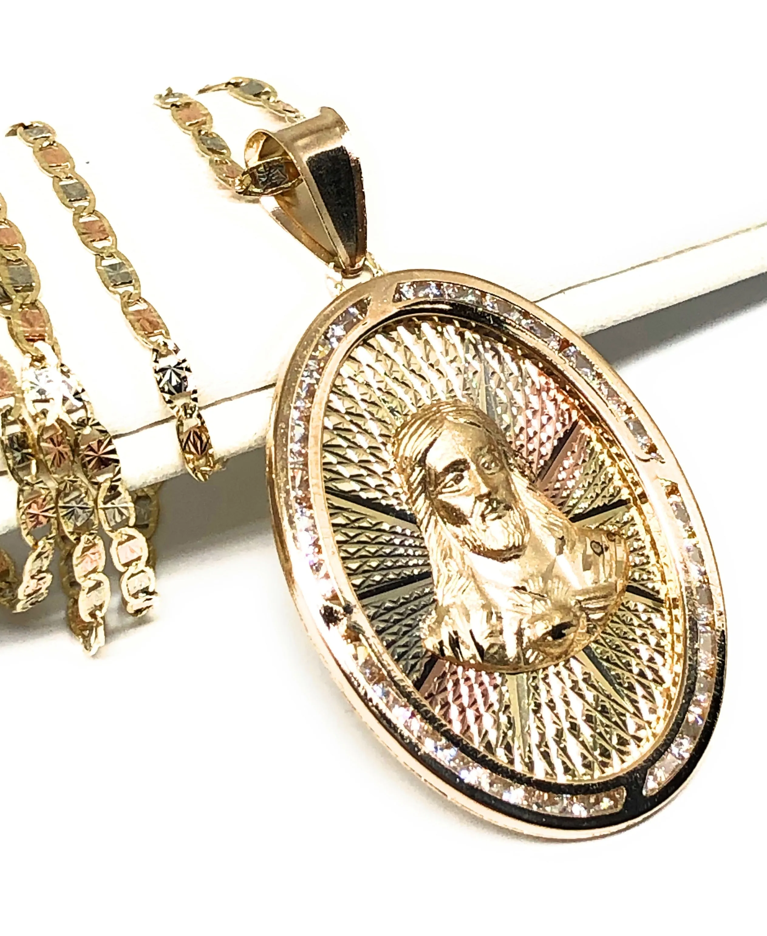 14k Solid Gold Tri-Color Jesus Sagrado Corazon Oval Pendant Necklace Valentina Chain