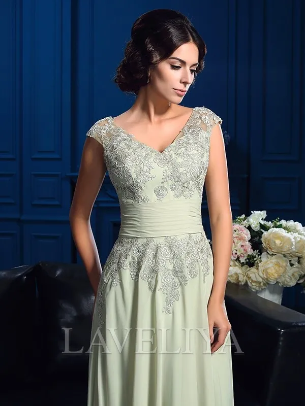 A-line V-neck Applique Floor-Length Chiffon Mother of the Bride Dress  #XM230134