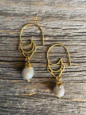 Brushed Gold  1.5 drop earrings with Baroque Pearl made in Canada