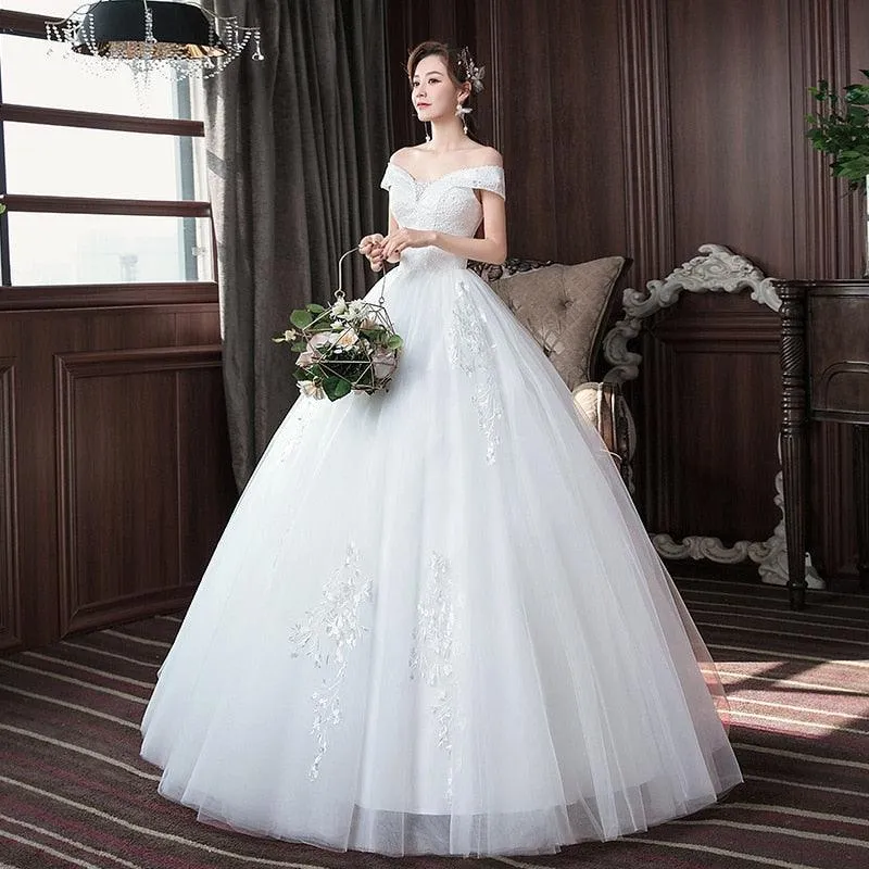 Embroidered Lace on Net Boat Neck Lace up Wedding Dress