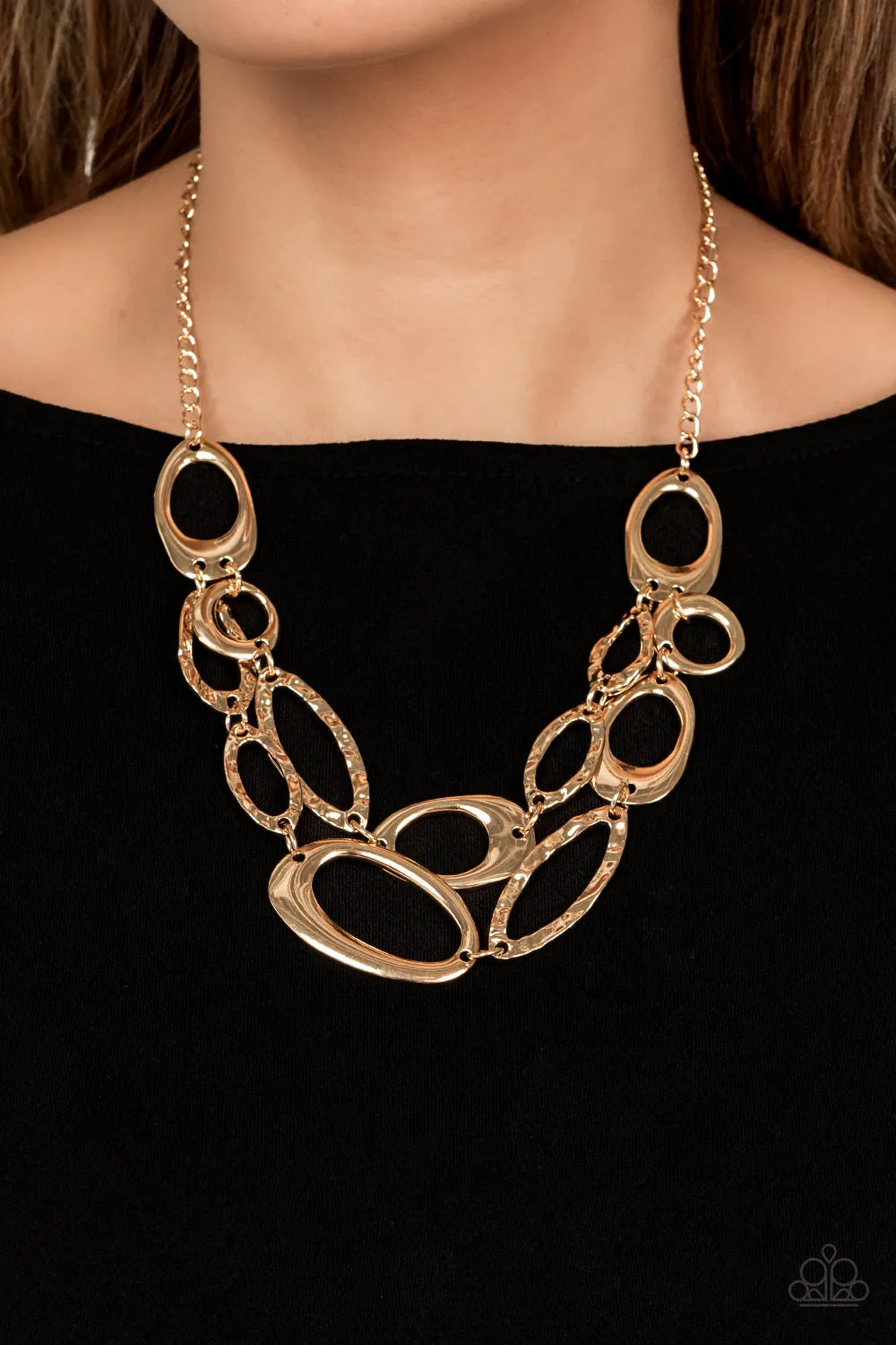 Game OVAL - Gold ~ Paparazzi Necklace