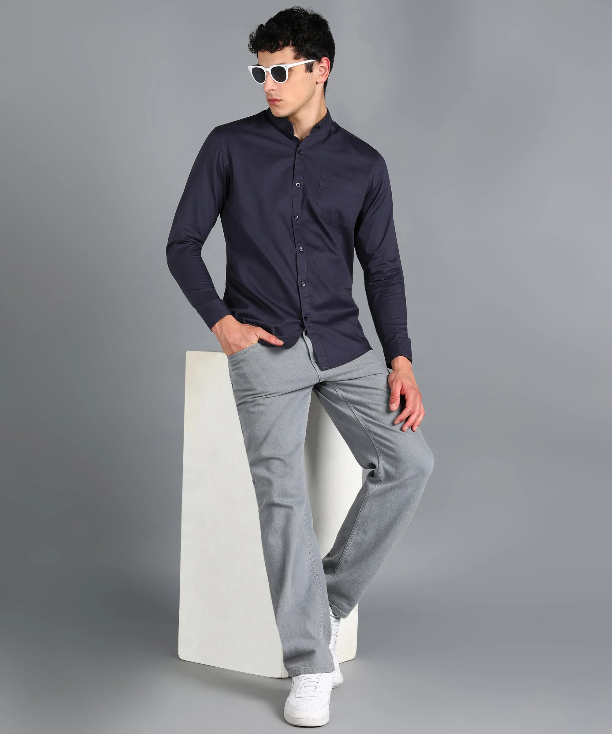 Men's Dark Grey Cotton Full Sleeve Slim Fit Solid Shirt with Mandarin Collar