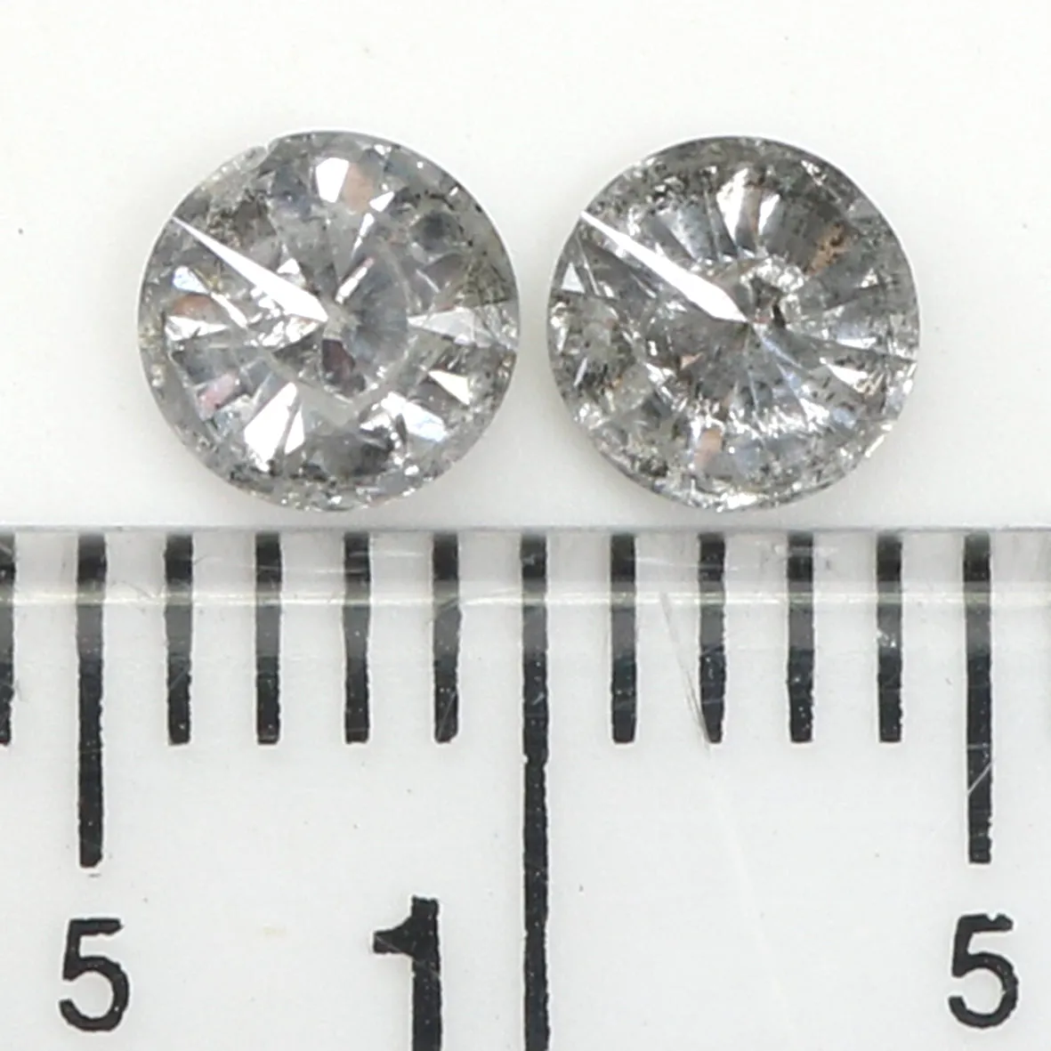 Natural Loose Round Salt And Pepper Diamond Black Grey Color 0.64 CT 4.25 MM Round Brilliant Cut Diamond L1954