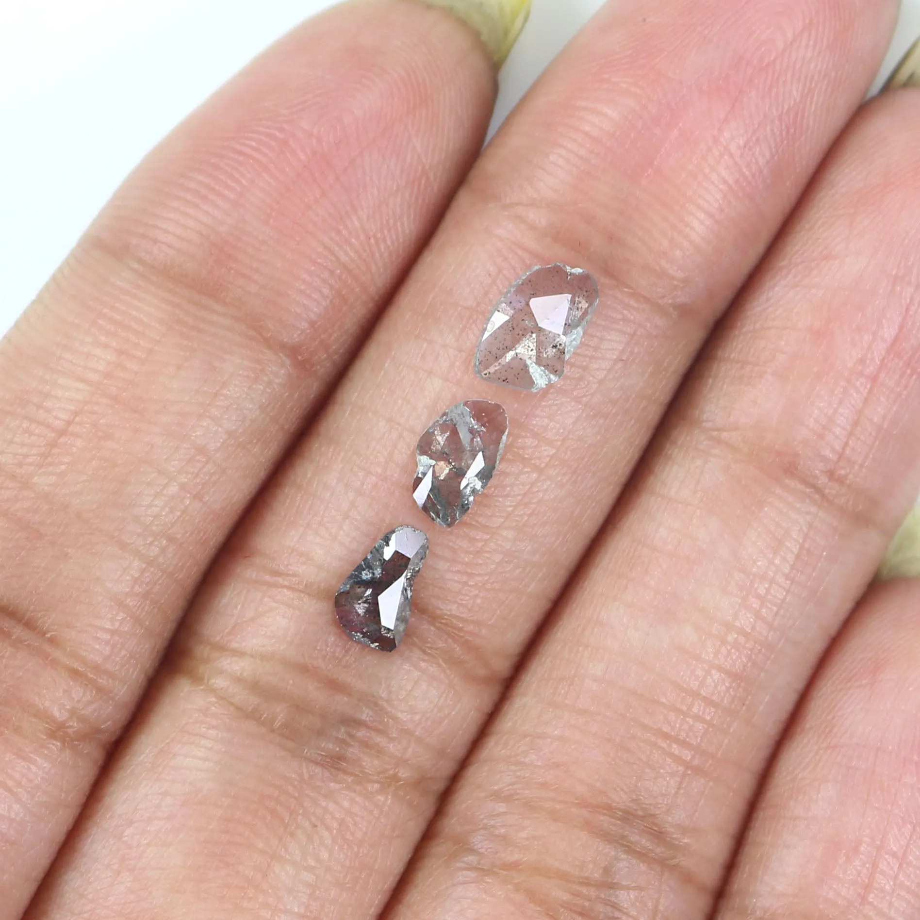 Natural Loose Slice Salt And Pepper Diamond Black Grey Color 0.91 CT 6.15 MM Slice Shape Rose Cut Diamond L2514