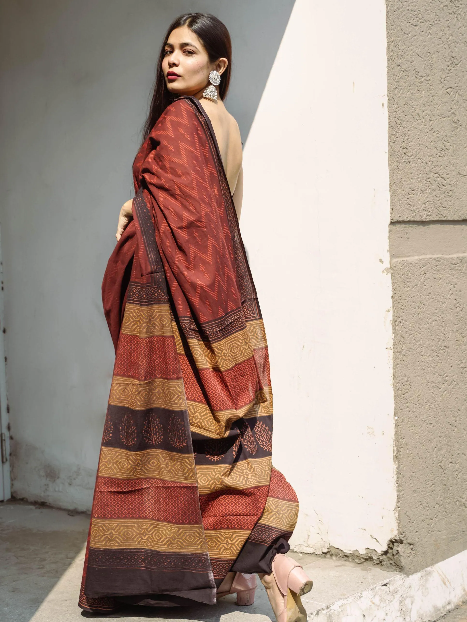 Roheda Chevron natural dyed handblock printed Bagru saree