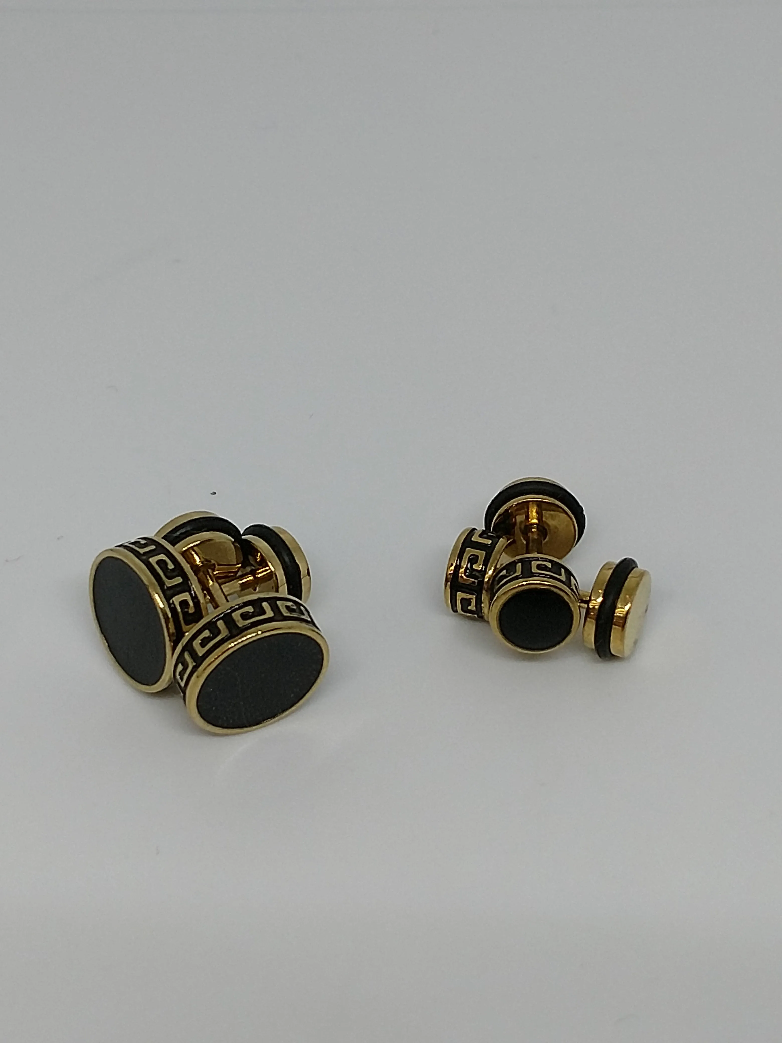 Stud Earrings (Screw back lock)