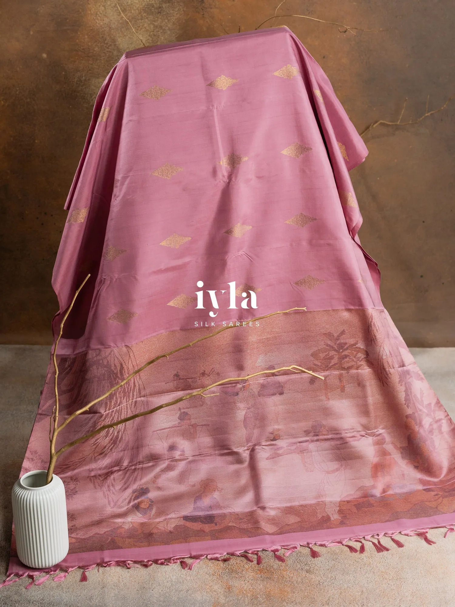 The Japanese Lifestyle Kanjeevaram Silk Saree