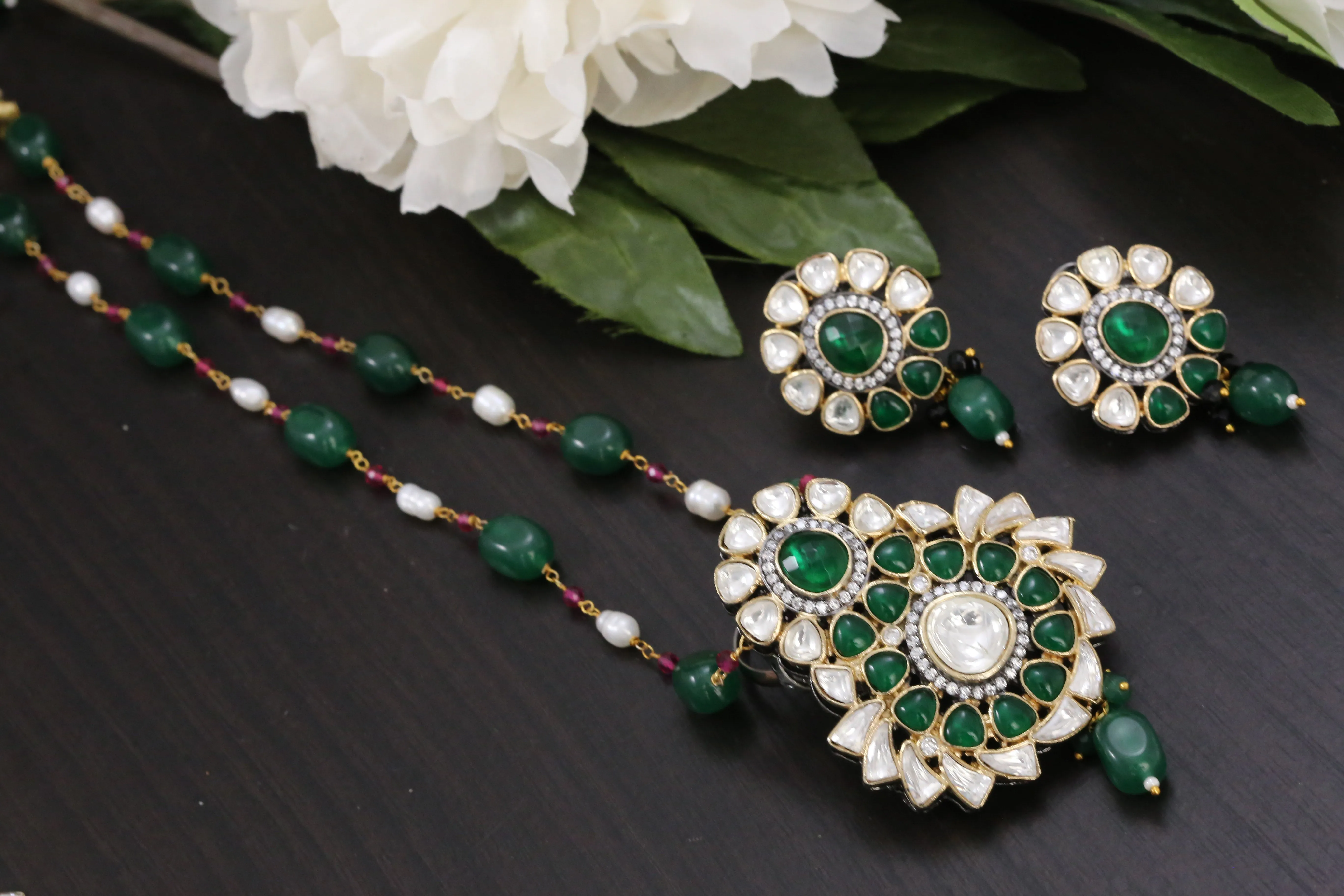 Uncut Kundan Necklace Set - Green